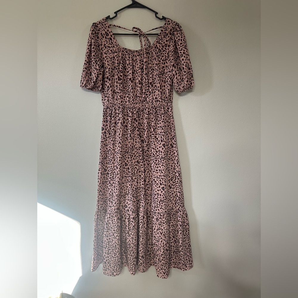 NWT Pretty Garden Dress - Picture 4 of 7